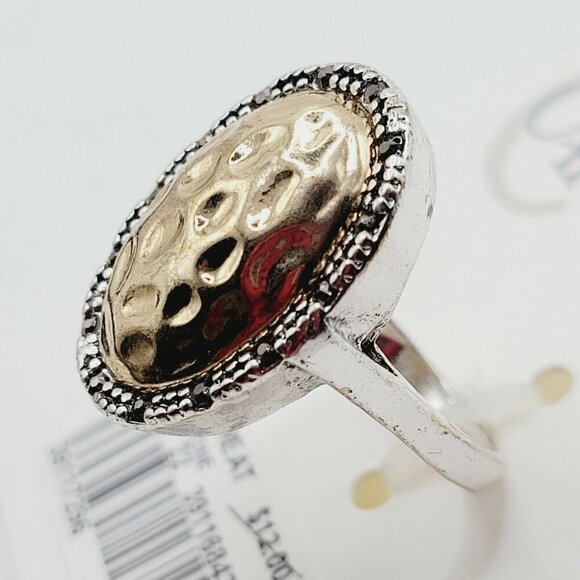 CATO Fashion Ring Size 7 Silver & Gold Tone Hammered On Top Rhinestones - Picture 4 of 5